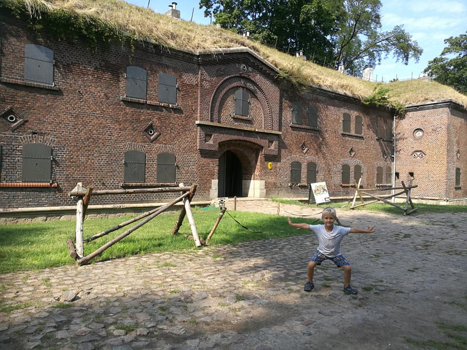 Fort Gerharda i latarnia morska - zdjęcie z wyprawy