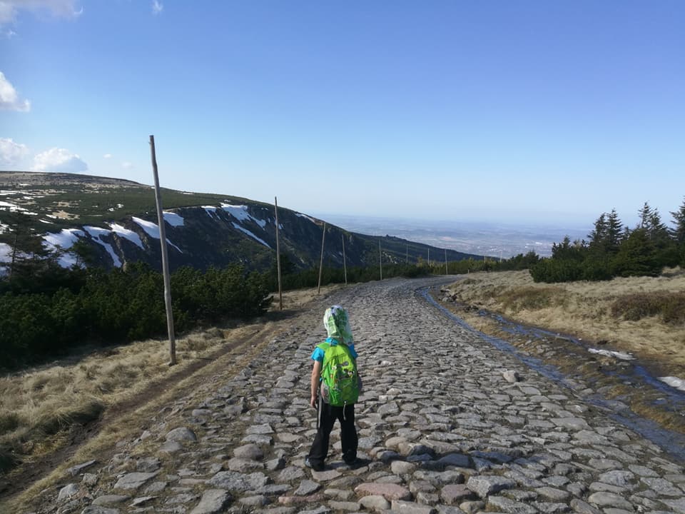 Na Śnieżkę i do Samotni, czyli wyprawa z noclegiem nad Małym Stawem - zdjęcie 10