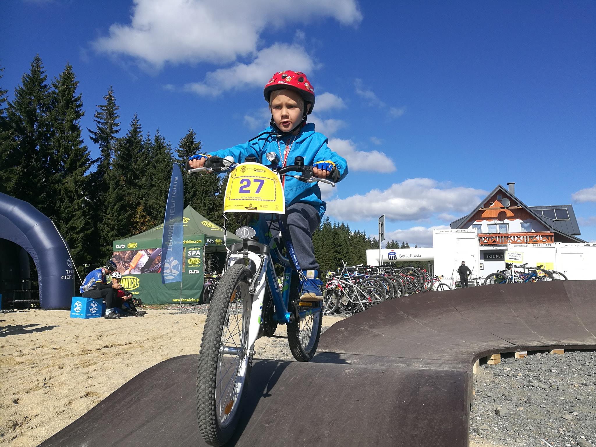Rowerowy Bieg Piastów 2018: ściganie w Górach Izerskich - zdjęcie 3