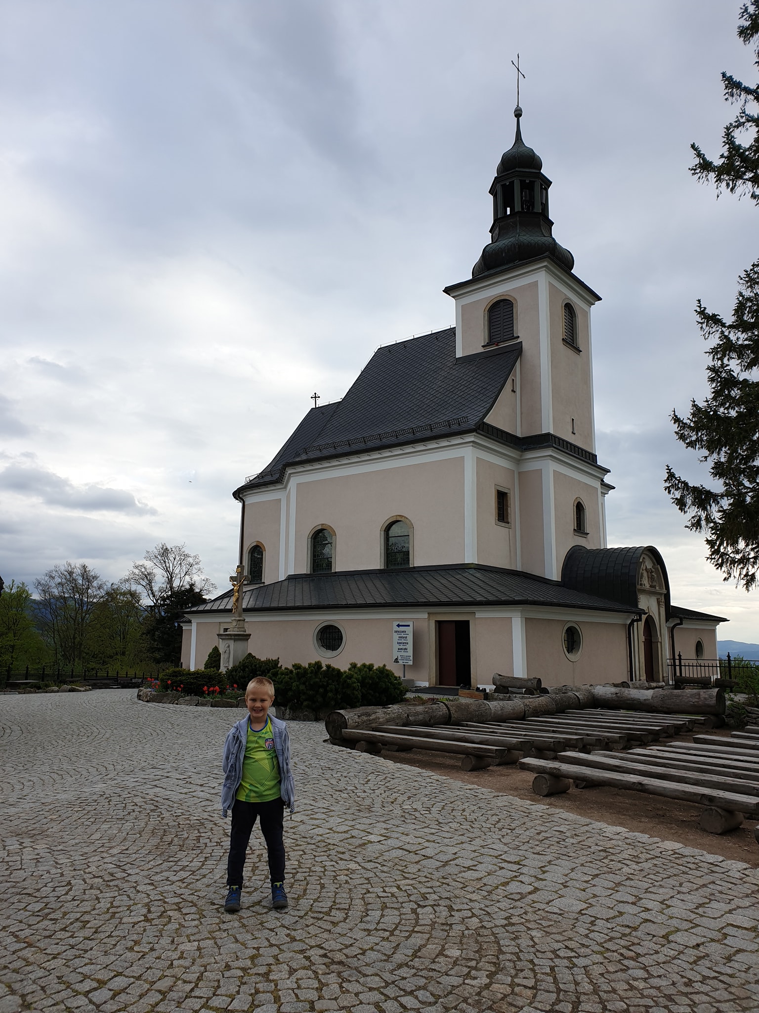 Śnieżnik, Wodospad Wilczki i sanktuarium na Iglicznej - zdjęcie 17