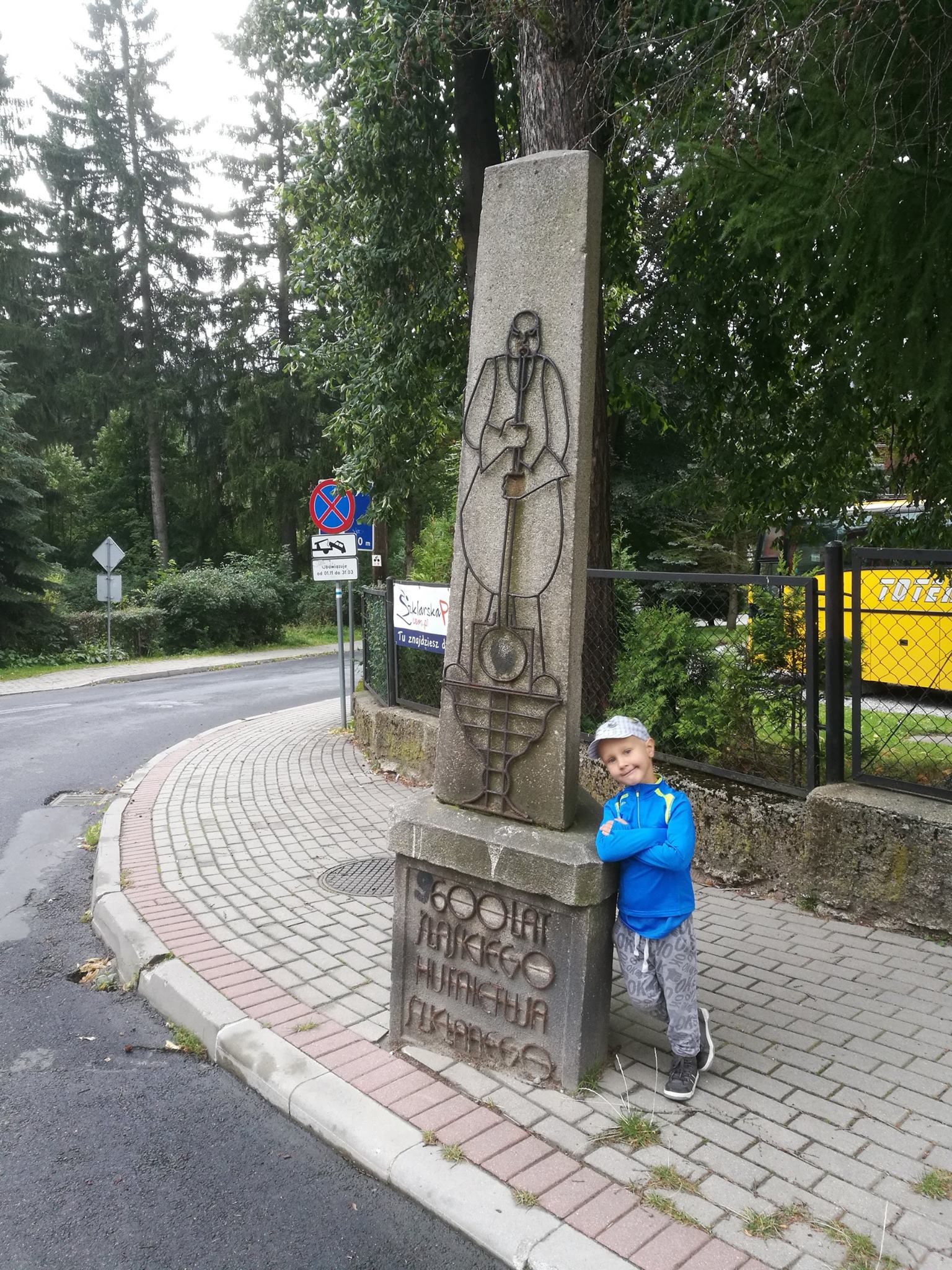 Wyprawa na Wysoki Kamień przez Zbójeckie Skały i starą kopalnię - zdjęcie 9