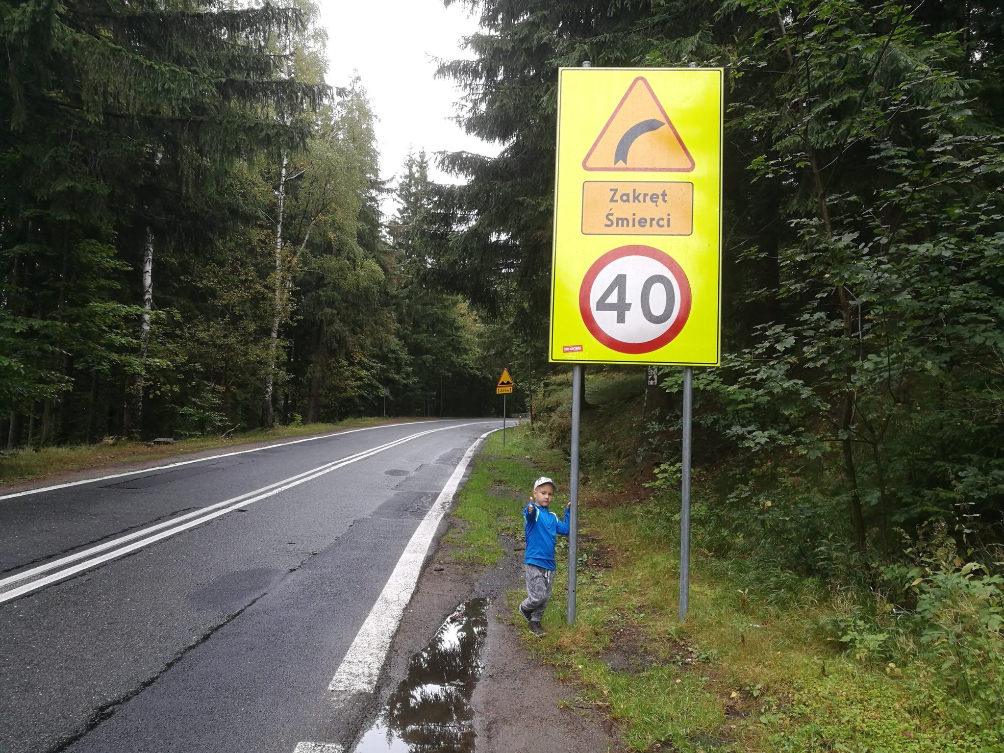 Wyprawa na Wysoki Kamień przez Zbójeckie Skały i starą kopalnię - zdjęcie 14