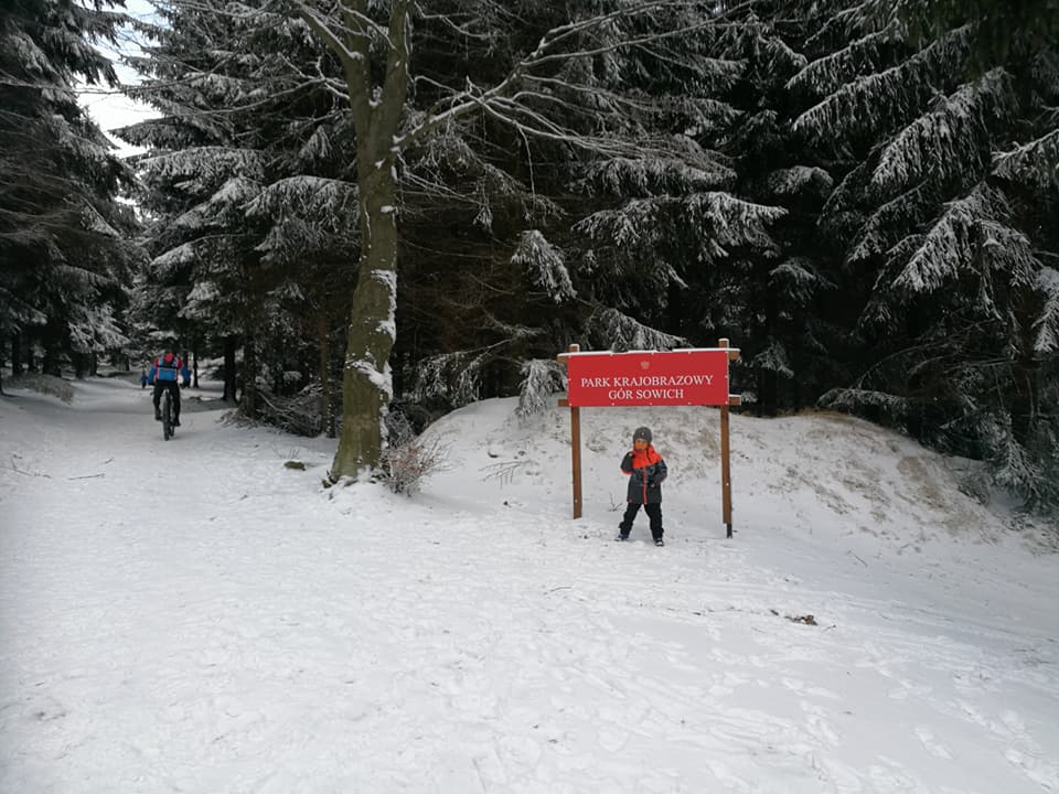 Zimowy zachód słońca na Wielkiej Sowie - zdjęcie 4